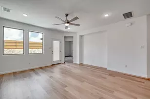 190 Hornet St, Elgin, TX 78621 - Photo 5