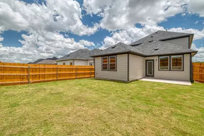 190 Hornet Street, Elgin, TX 78621 - Photo 25