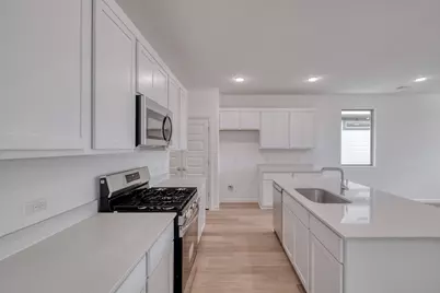 190 Hornet Street, Elgin, TX 78621 - Photo 9