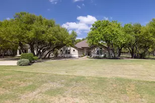 909 Highland Spring Ln, Georgetown, TX 78633 - Photo 3