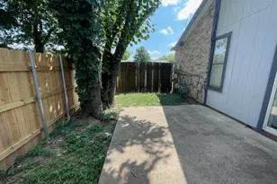 318 W William Cannon Dr, Austin, TX 78745 - Photo 19