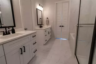 8011 Flintlock Cir, Lago Vista, TX 78645 - Photo 17