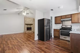 6305 Emerald Forest Dr, Austin, TX 78745 - Photo 7