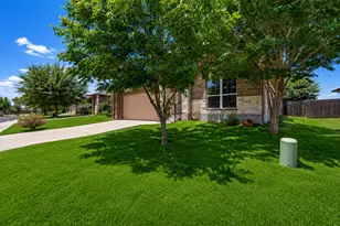 18717 Leigh Ln, Pflugerville, TX 78660 - Photo 3