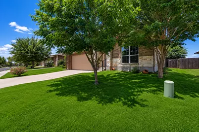 18717 Leigh Lane, Pflugerville, TX 78660 - Photo 3