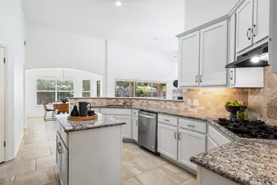 2920 Warwick Way, Austin, TX 78748 - Photo 11