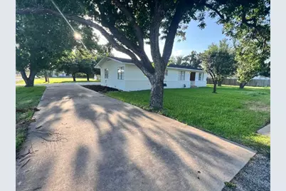 213 S Fm 1660, Hutto, TX 78634 - Photo 1