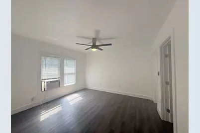 126 Smith Lane #E, San Marcos, TX 78666 - Photo 3