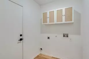4504 Lyra Cir, Austin, TX 78744 - Photo 13
