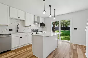 4504 Lyra Cir, Austin, TX 78744 - Photo 23