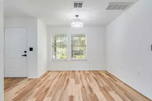 4504 Lyra Cir, Austin, TX 78744 - Photo 27