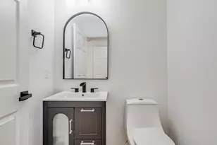 4504 Lyra Cir, Austin, TX 78744 - Photo 33