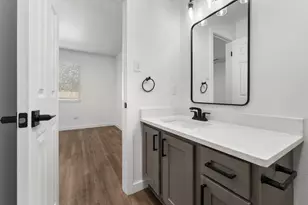 7600 Woodstone Cove, Austin, TX 78749 - Photo 15