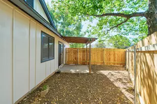7600 Woodstone Cove, Austin, TX 78749 - Photo 23