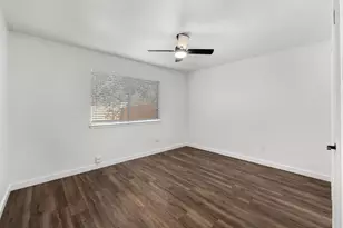 7600 Woodstone Cove, Austin, TX 78749 - Photo 11