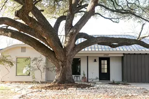 2907 Pinecrest Dr, Austin, TX 78757 - Photo 1