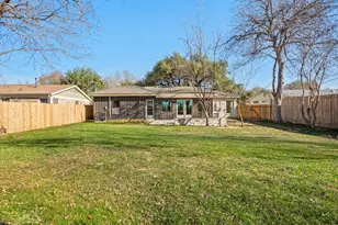2907 Pinecrest Dr, Austin, TX 78757 - Photo 31