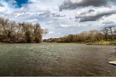 121 Mechelle Street, Smithville, TX 78957 - Photo 3