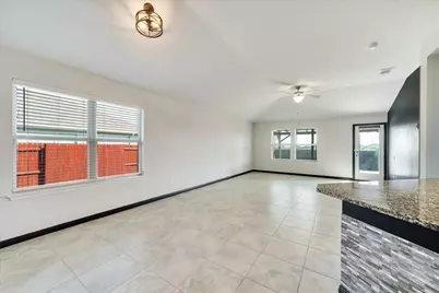160 Sun Ray Drive, Kyle, TX 78640 - Photo 13