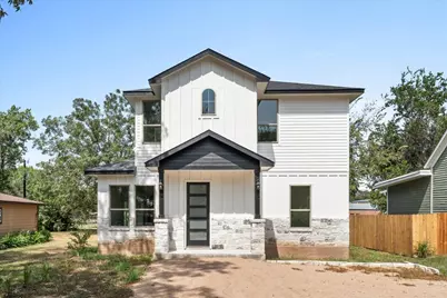 504 Walker Street, Smithville, TX 78957 - Photo 1