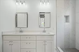 504 Walker St, Smithville, TX 78957 - Photo 19