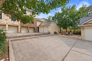 1402 Parker Ln, Austin, TX 78741 - Photo 1