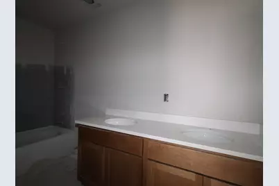 9400 Furman Drive, Austin, TX 78747 - Photo 11