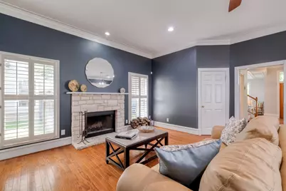 1204 W 39th Street, Austin, TX 78756 - Photo 11
