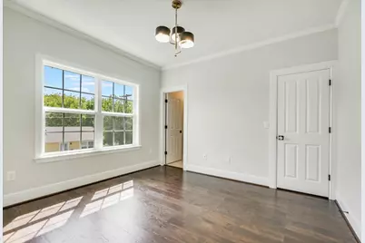 5200 Avenue H, Austin, TX 78751 - Photo 7