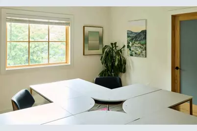 2405 E 16th Street, Austin, TX 78702 - Photo 9