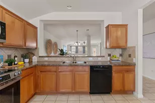 7830 Squirrel Hollow Dr, Georgetown, TX 78628 - Photo 7