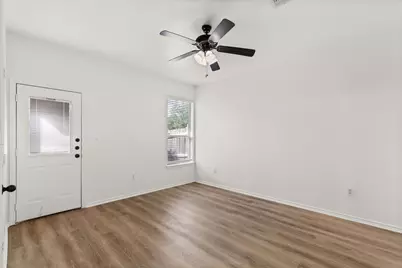 586 Creekside Circle, New Braunfels, TX 78130 - Photo 11