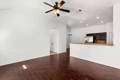 586 Creekside Circle, New Braunfels, TX 78130 - Photo 3