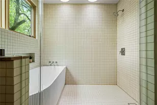 1102 Charlotte St, Austin, TX 78703 - Photo 19
