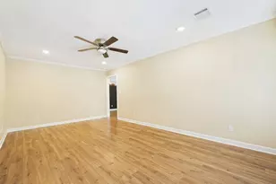 713 Harris Ave, Austin, TX 78705 - Photo 3