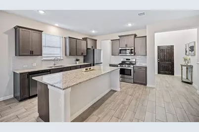 309 Greenway Drive, Georgetown, TX 78628 - Photo 5