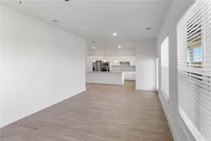 18531 Kyle Seal Pkwy, San Antonio, TX 78255 - Photo 5