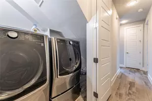 1417 Kramer Ln, Austin, TX 78758 - Photo 13