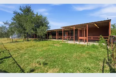 1454 Red Town Road, Elgin, TX 78621 - Photo 29