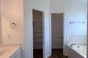 12720 Waynespur Ln, Elgin, TX 78621 - Photo 25