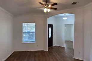 12720 Waynespur Ln, Elgin, TX 78621 - Photo 3