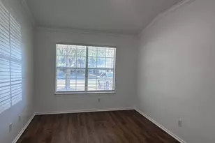 12720 Waynespur Ln, Elgin, TX 78621 - Photo 5