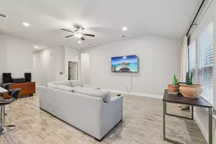 21709 Osage Ln, Lago Vista, TX 78645 - Photo 7