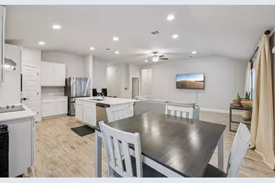 21709 Osage Lane, Lago Vista, TX 78645 - Photo 9