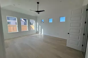 287 San Saba Dr, Buda, TX 78610 - Photo 7