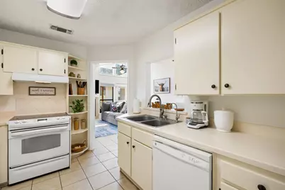 102 Pitchfork Drive, Johnson City, TX 78636 - Photo 7