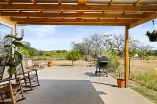 102 Pitchfork Dr, Johnson City, TX 78636 - Photo 15