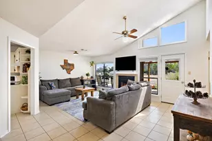 102 Pitchfork Dr, Johnson City, TX 78636 - Photo 5