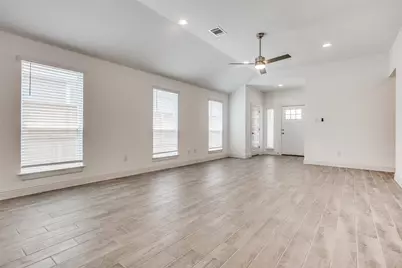 11301 Lago De Garda Drive, Austin, TX 78747 - Photo 5