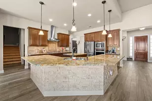 337 Golden Eagle Ln, Dripping Springs, TX 78620 - Photo 11